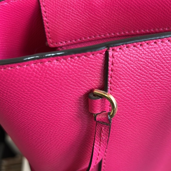 Michael Kors Fuchsia Pink Limited Edition LOVE Studded Voyager Tote - Picture 5 of 13
